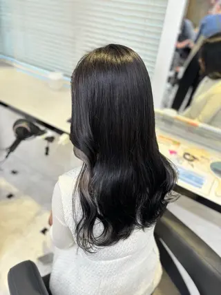 カラー ロング 💙ハイトーン韓国風 色白ヘア💙manaのヘアスタイル