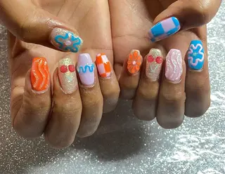 ネイル VIERU 🌈🎀💖のネイルデザイン