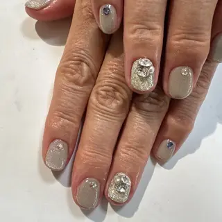 ネイル LaViena姫路所属・e_nail 〜本格ケア〜のネイルデザイン