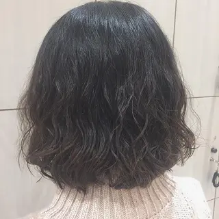 ミディアム 下川 由貴のヘアスタイル