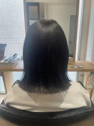 ミディアム 小西 優萌のヘアスタイル