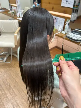 ロング 神谷 千明のヘアスタイル