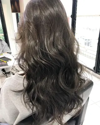 ロング カラー レイヤーカット BLend 渋谷のヘアスタイル