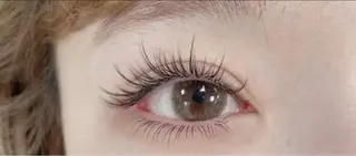 マツエク・マツパ eyelash＆nailstudio BeautyA×Re:NaiL所属・アイリスト SAITOのマツエク・マツパデザイン