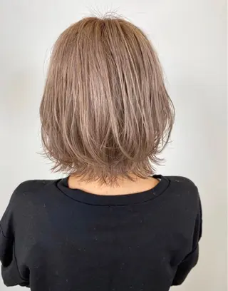 セミロング カラー パーマ特化美容師 🔥Yoshiyaのヘアスタイル