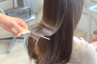 セミロング カラー MUSEUM 谷平悠兼のヘアスタイル