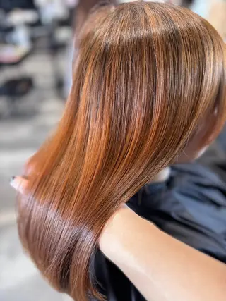 セミロング 安田 恵のヘアスタイル