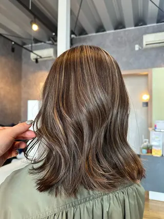 セミロング 坂庭 美夢のヘアスタイル