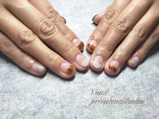 ネイル V. nailのネイルデザイン