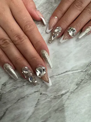 ネイル nail salon  AlgeTy所属・✴︎:.｡. MAKI.｡.:✴︎のネイルデザイン