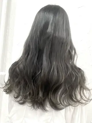 セミロング カラー 大人垢抜け ダブルカラー【上野】のヘアスタイル