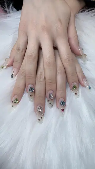 ネイル LEDアイラッシュ ∩_∩アオイのマツエク・マツパデザイン