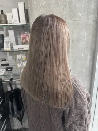 ミディアム 凸凹 art所属・成田 有沙のヘアスタイル