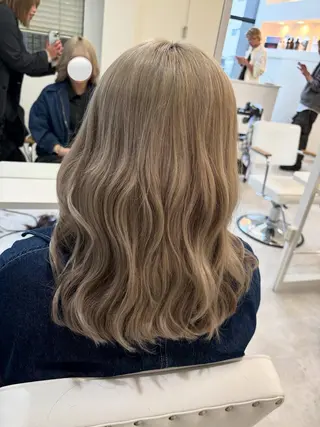 ミディアム juve.別府店所属・juve別府店 リンのヘアスタイル