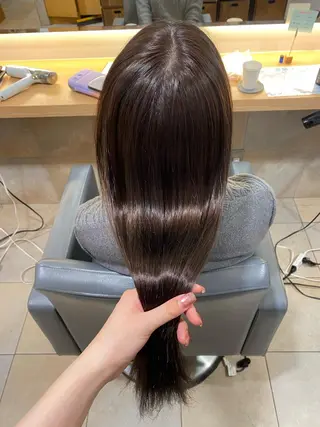 ロング 谷川 あかりのヘアスタイル