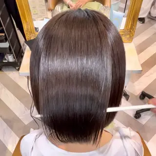 ミディアム カラー 髪質改善【縮毛矯正】 北千住で美髪に導く人のヘアスタイル