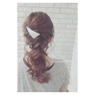 ミディアム セミロング ヘアアレンジ FRAME所属・FRAME/髪を育 てる/大人デザインのヘアスタイル