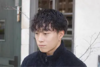 パーマ メンズ rocca所属・鮫島 連のヘアスタイル