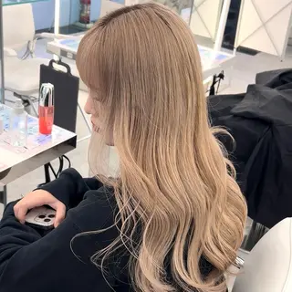 ロング カラー 透明感ハイトーン特化 /ケアブリーチ/莉駒のヘアスタイル