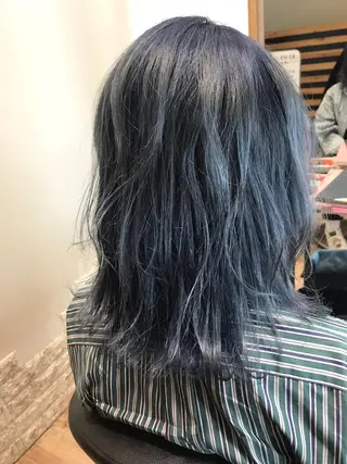 ミディアム カラー 大久保 隆蔵のヘアスタイル