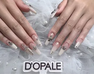 ネイル 長さ出し専門店 上野店サロンのネイルデザイン