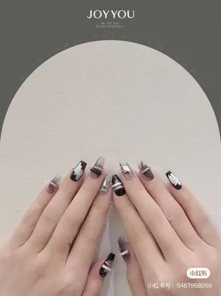 ネイル Eveネイル チップスカルプ専門店のネイルデザイン