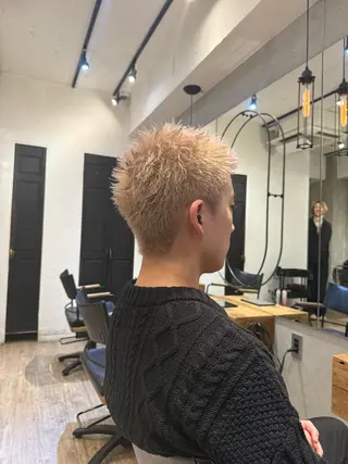 ショート カラー パーマ メンズ heavenly by HAVANA新宿所属・メンズショート/ピン パーマ/新宿/フウガのヘアスタイル