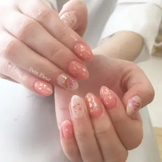 ネイル Petit Fleur所属・青柳 亜梨奈のマツエク・マツパデザイン