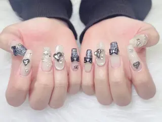 ネイル lucky nail 歌舞伎町のネイルデザイン