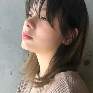 ミディアム ボブ／レイヤー／艶 🦕risa  森下のヘアスタイル