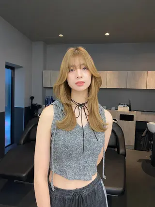 セミロング カラー レイヤー/艶カラー /韓国ヘア/高松のヘアスタイル