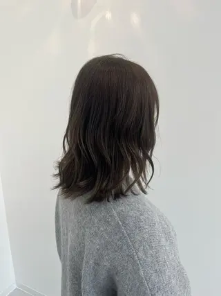 ミディアム カラー u nagomiのヘアスタイル