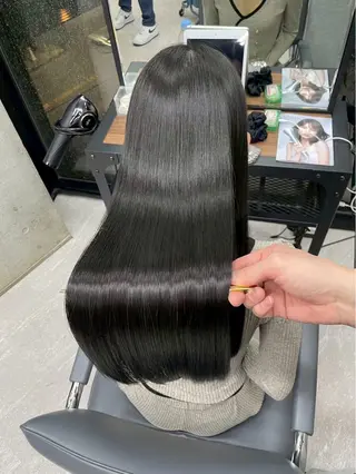 ロング youres hair 髪質改善トリートメント&ヘッドスパ  新宿三丁目店所属・髪質改善/艶髪 韓国レイヤー/えすたのヘアスタイル