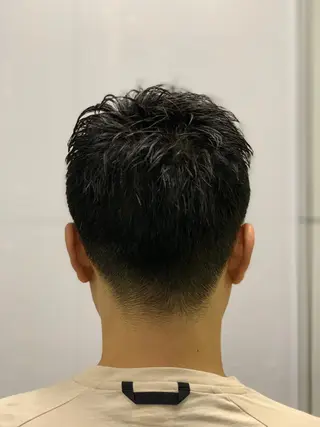 ショート ヒロ銀座プレミアムバーバー銀座店所属・田中 心のヘアスタイル