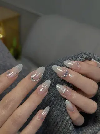 ネイル salon GOLD チュックのネイルデザイン