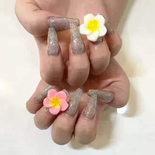 ネイル Nail Salon Gummi.のネイルデザイン