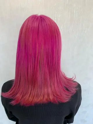 セミロング カラー LUXBE LUCE那覇イオン店所属・LUXBE LUCEのヘアスタイル