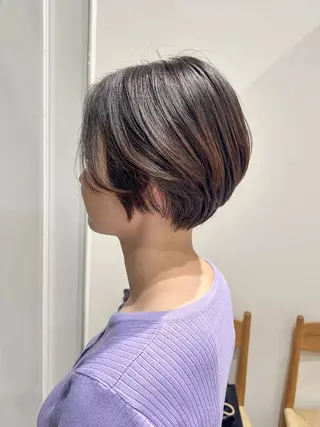ショート カラー ヘアアレンジ yuka .のヘアスタイル