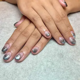 ネイル UnFLAIR KASUMIのネイルデザイン