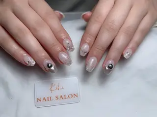 ネイル 💕鈴木ユリ パラジェル/オフ無料のネイルデザイン