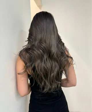 セミロング カラー GO TODAY シェアサロン Flos店所属・耳つぼジュエリー 👂🏻🌸ayaのエステ・リラクイメージ