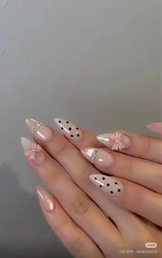 ネイル ✨リース🩵 nail新宿のネイルデザイン