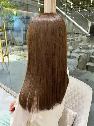 セミロング カラー ∴Sanae. ∴ トータルビューティーのマツエク・マツパデザイン