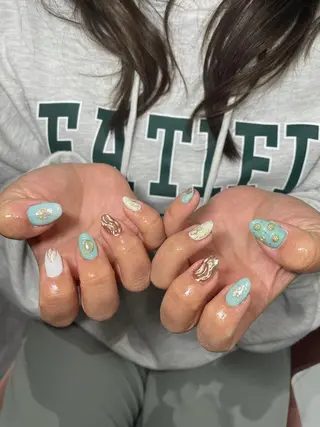 ネイル LAVISH nail salonのネイルデザイン