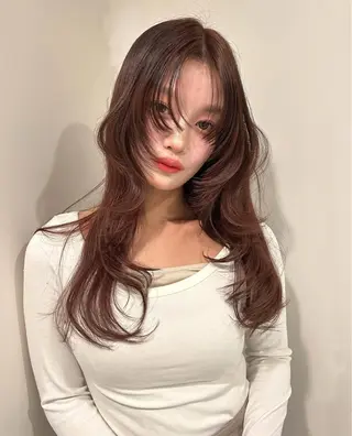 ロング 梅田/ハイトーン /yuriのヘアスタイル