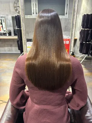 ロング カラー ✨韓国艶髪✨ケア ブリーチ🫧アキラのヘアスタイル