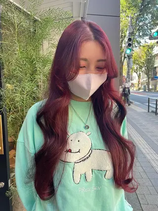 カラー 🎀ボブ＋ハイトーン シュカ👶🏻のヘアスタイル