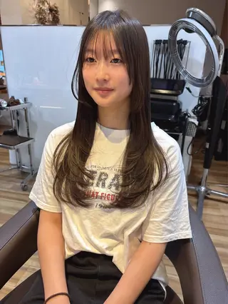 ロング パーマ レイヤーカット /透明感/千葉怜寿のヘアスタイル