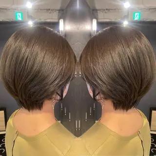 ショート カラー tocca 💜石田愛結💜のヘアスタイル