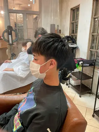 ショート メンズ 前平 友慈のヘアスタイル